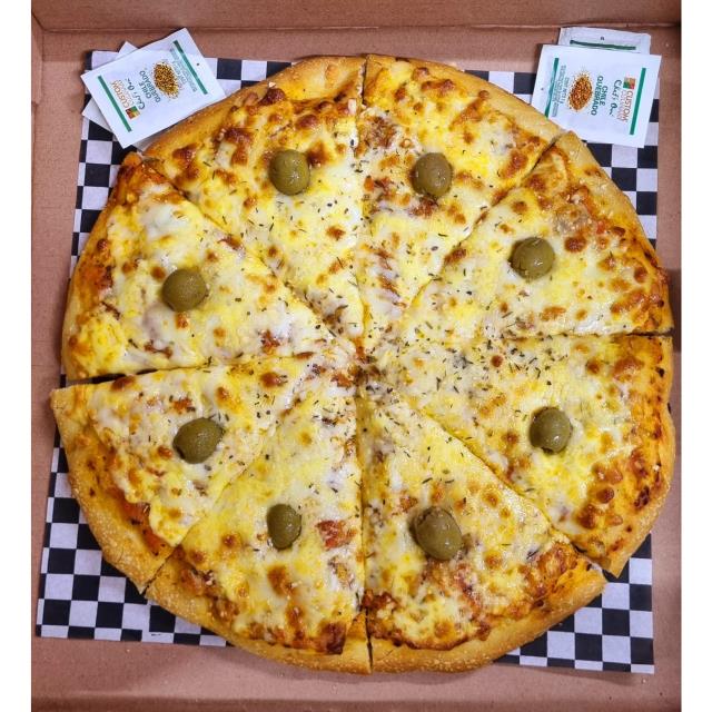 PIZZA MUZARELLA Y ACEITUNAS