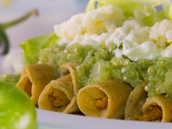 Flautas de Pollo (orden de 3)