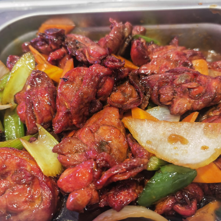 Pollo en Salsa Frijol Chino