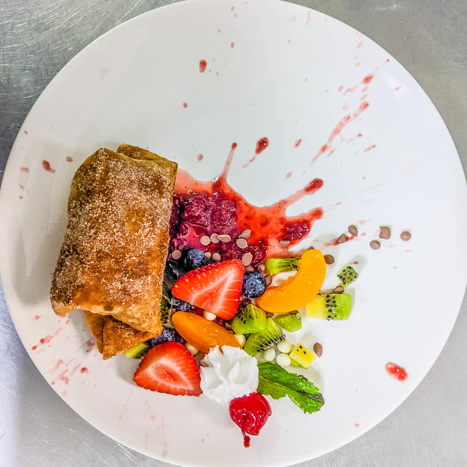 Cannelloni de Frutos Rojos.