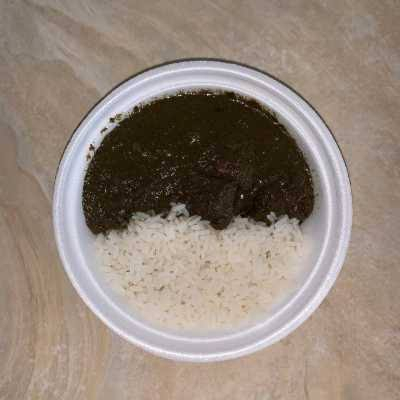Maniçoba, arroz e farinha