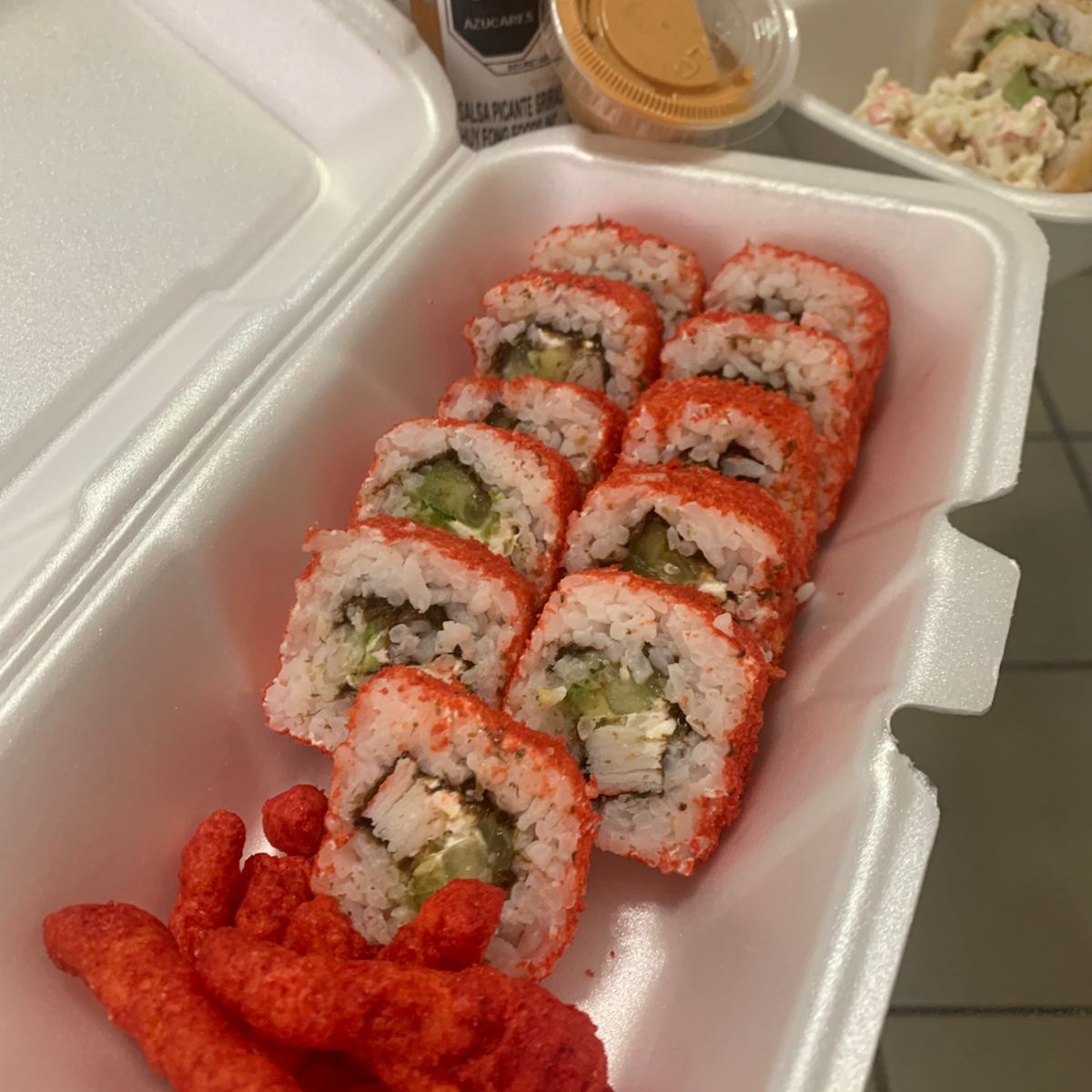 CHETTOS ROLL