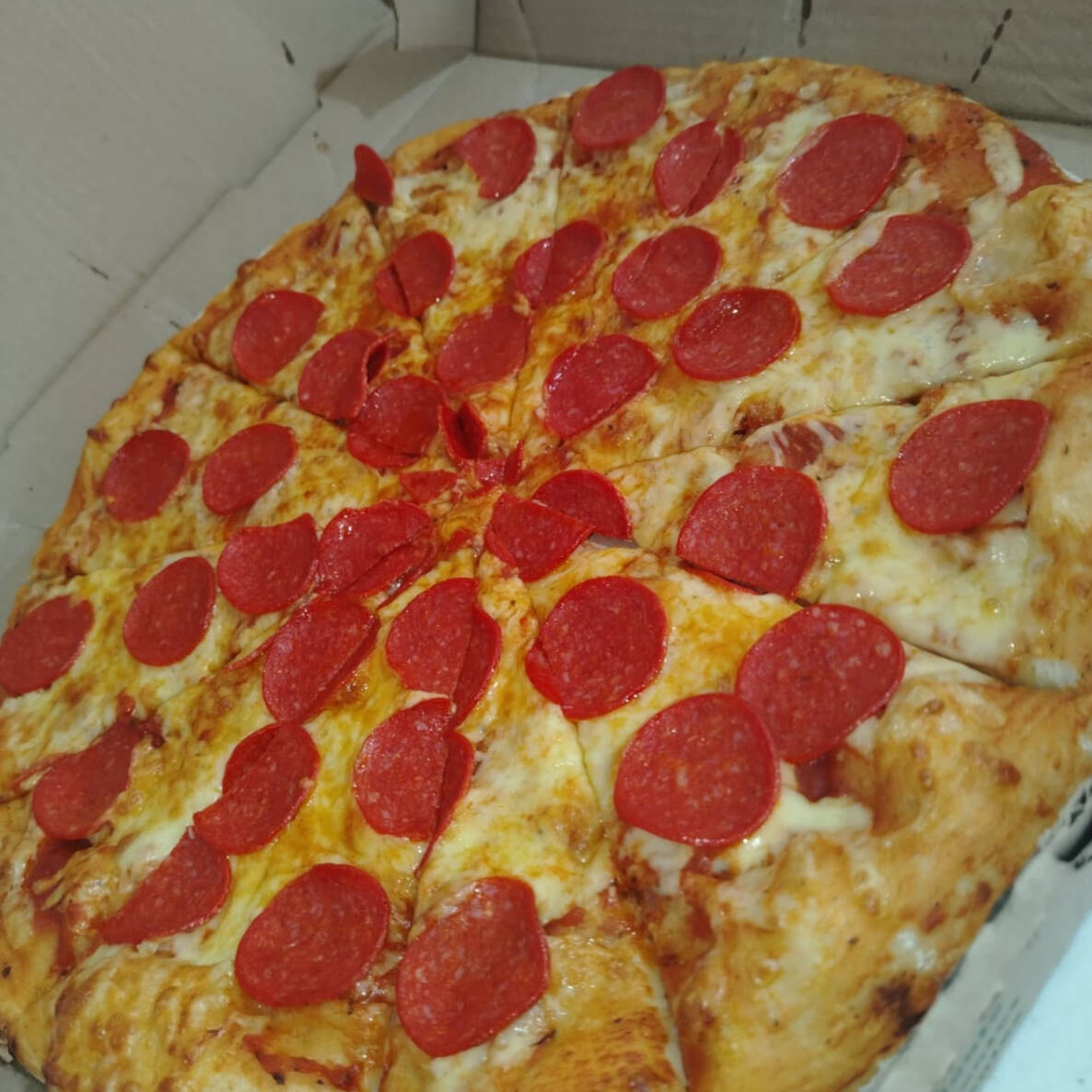 Pizza de Peperoni (Grande)