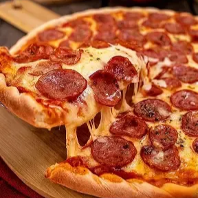 Pizza Grande Calabresa (8 pedaços)