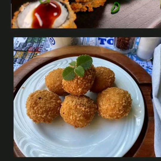 COMBO VAI COM 60 PEÇAS DE HOT ROLL DE SALMÃO GRELHADO EMPANADO E FRITO