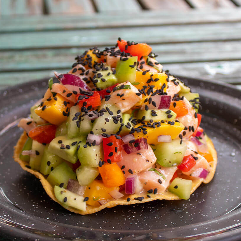TOSTADA DE MANGO PESCADO