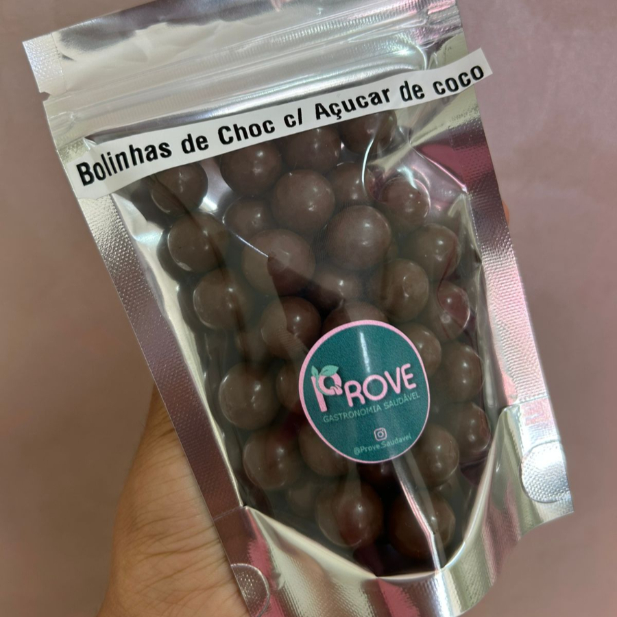 Deliciosas bolinhas de cereal banhadas no chocolate e adoçadas com açúcar de coco 70g Não recomendamos para diabéticos, celíacos ou alérgicos a proteína do leite