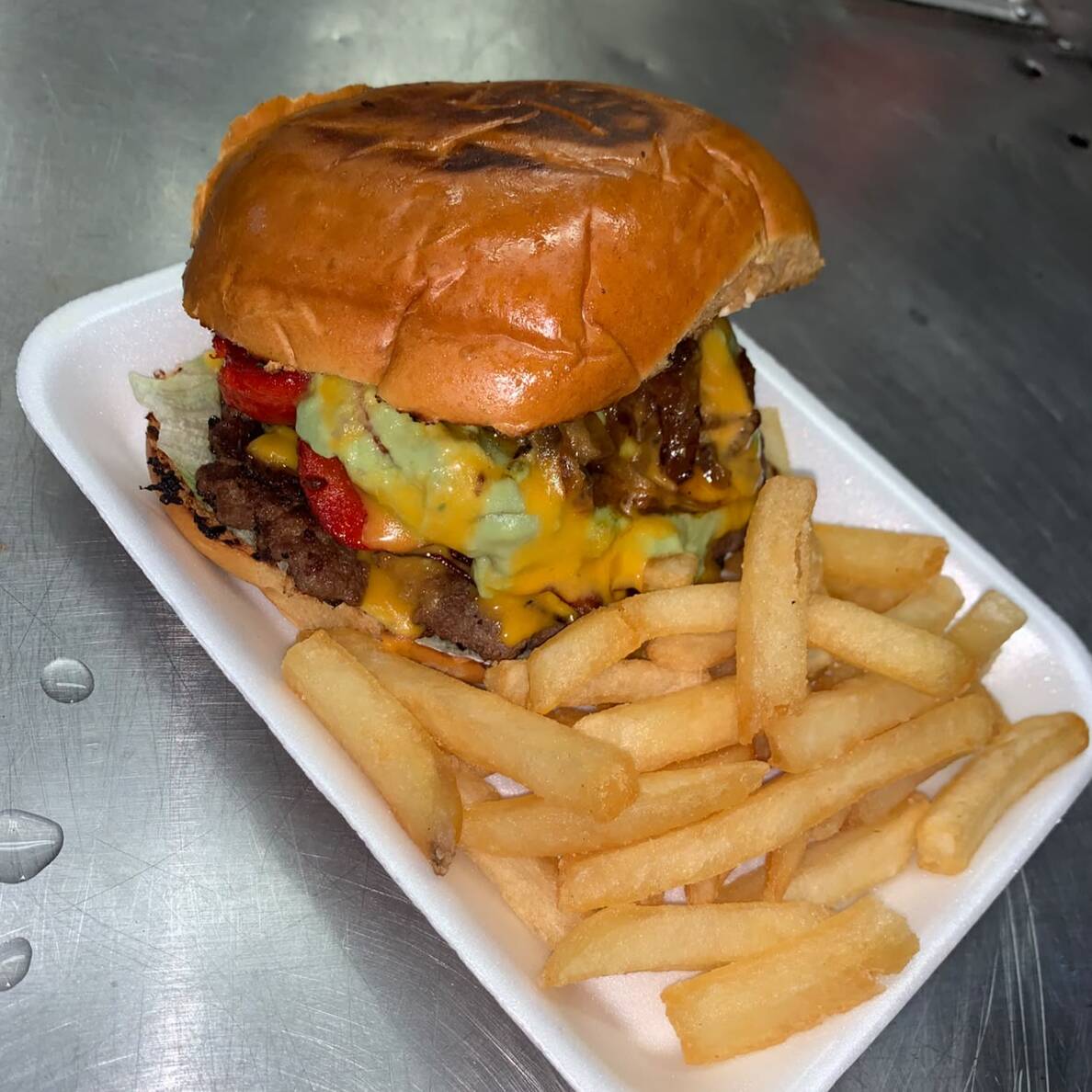 MOSTER-BURGUER