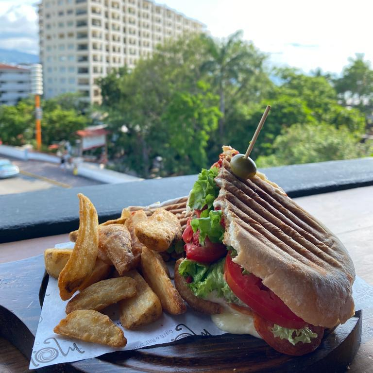 Panini De Meat Lovers