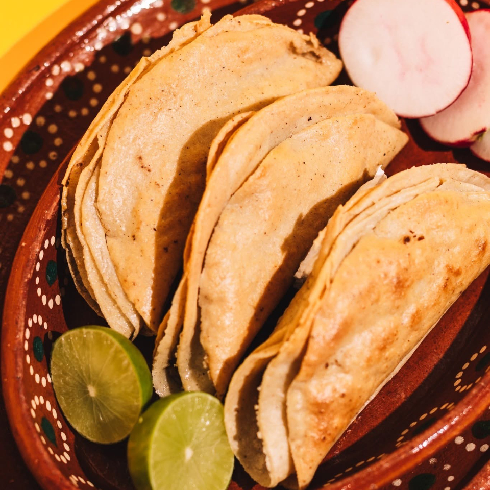 Taco Combinado Dorado