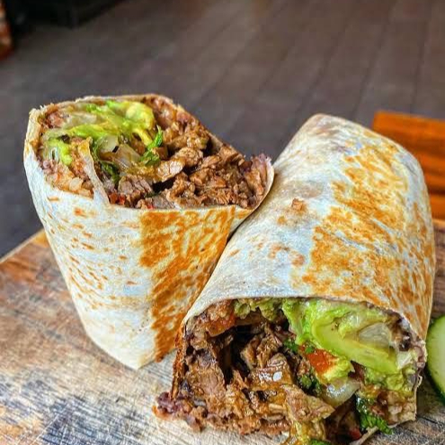 BURRO DE LOMO CON AGUACATE.
