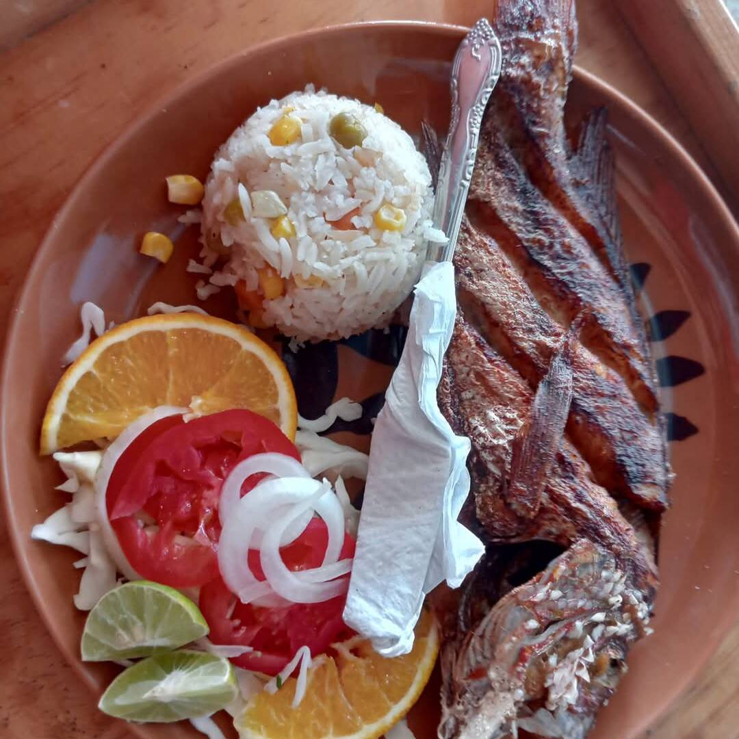 Pescado al Ajo