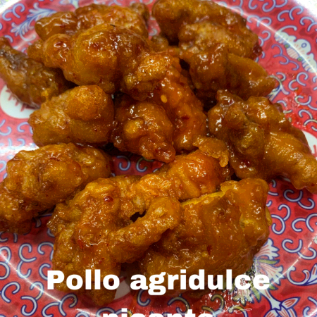 2 Guisos a Escoger: Porción Grande