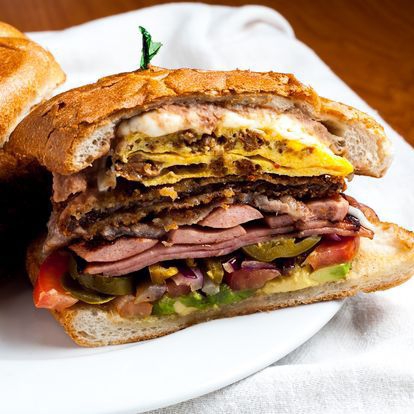 torta macaria cubana+la francesa + Agua del día
