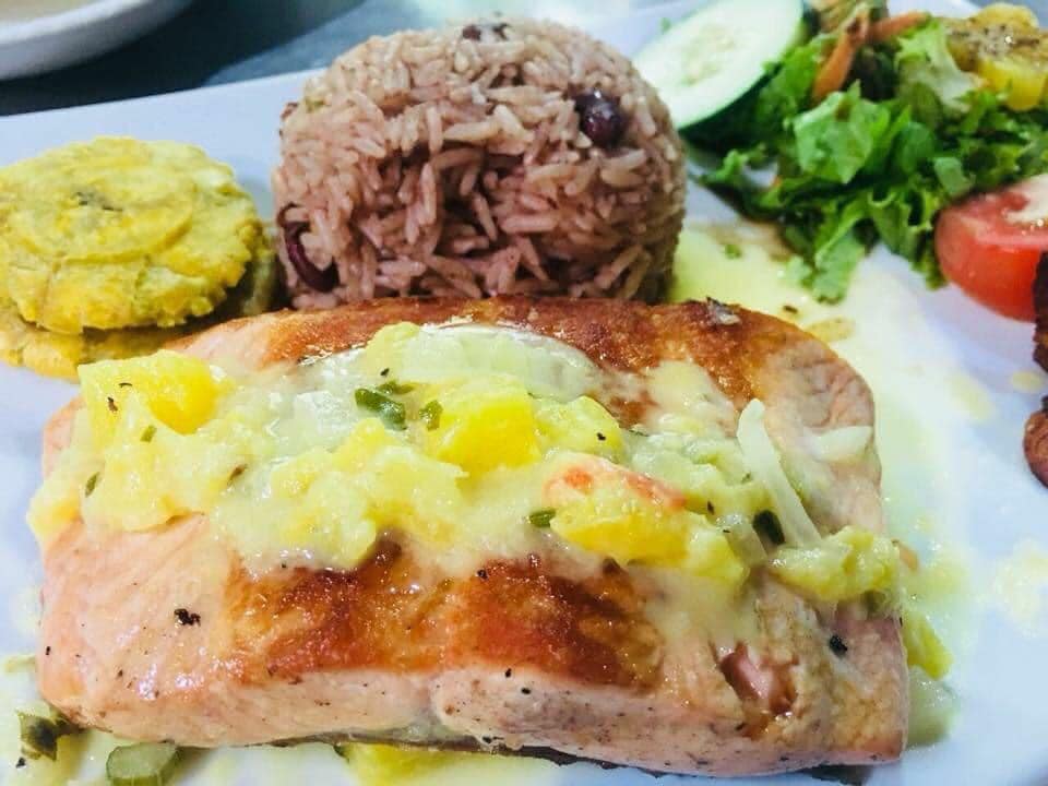 Maxi's Restaurante By Ricky