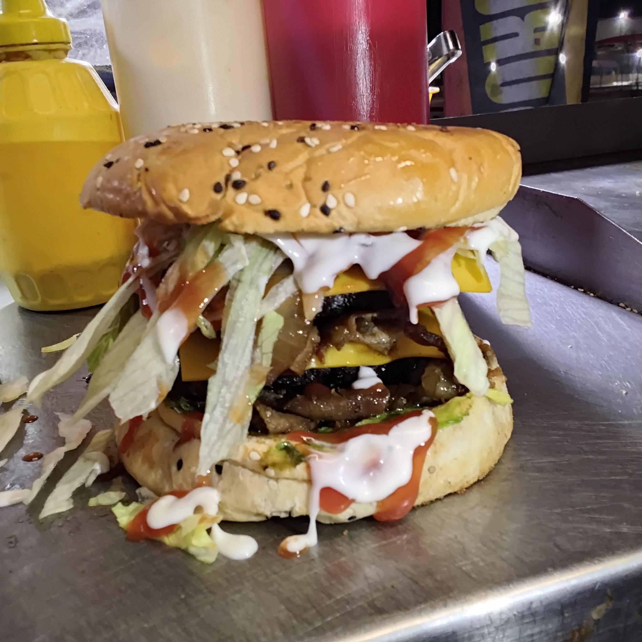 🍔 DOBLE