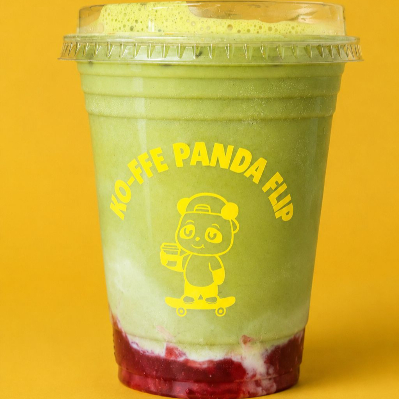Strawberry Matcha Ceremonial en las Rocas