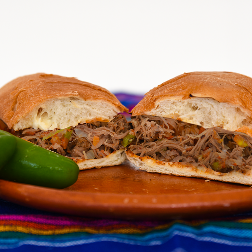TORTA DE GUISADO DESHEBRADA DE RES