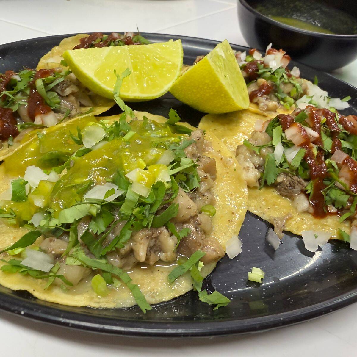 Orden de Tacos de Cueritos
