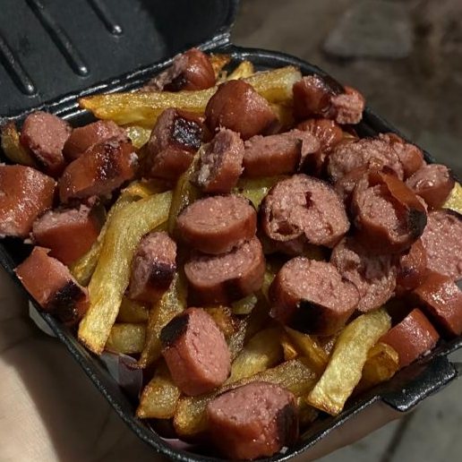 SALCHIPAPAS