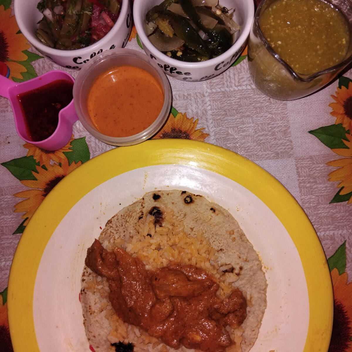 Bistec en salsa de cacahuate