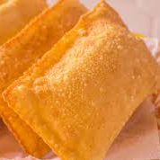 Escolha até dois ingredientes para montar seu delicioso pastel!