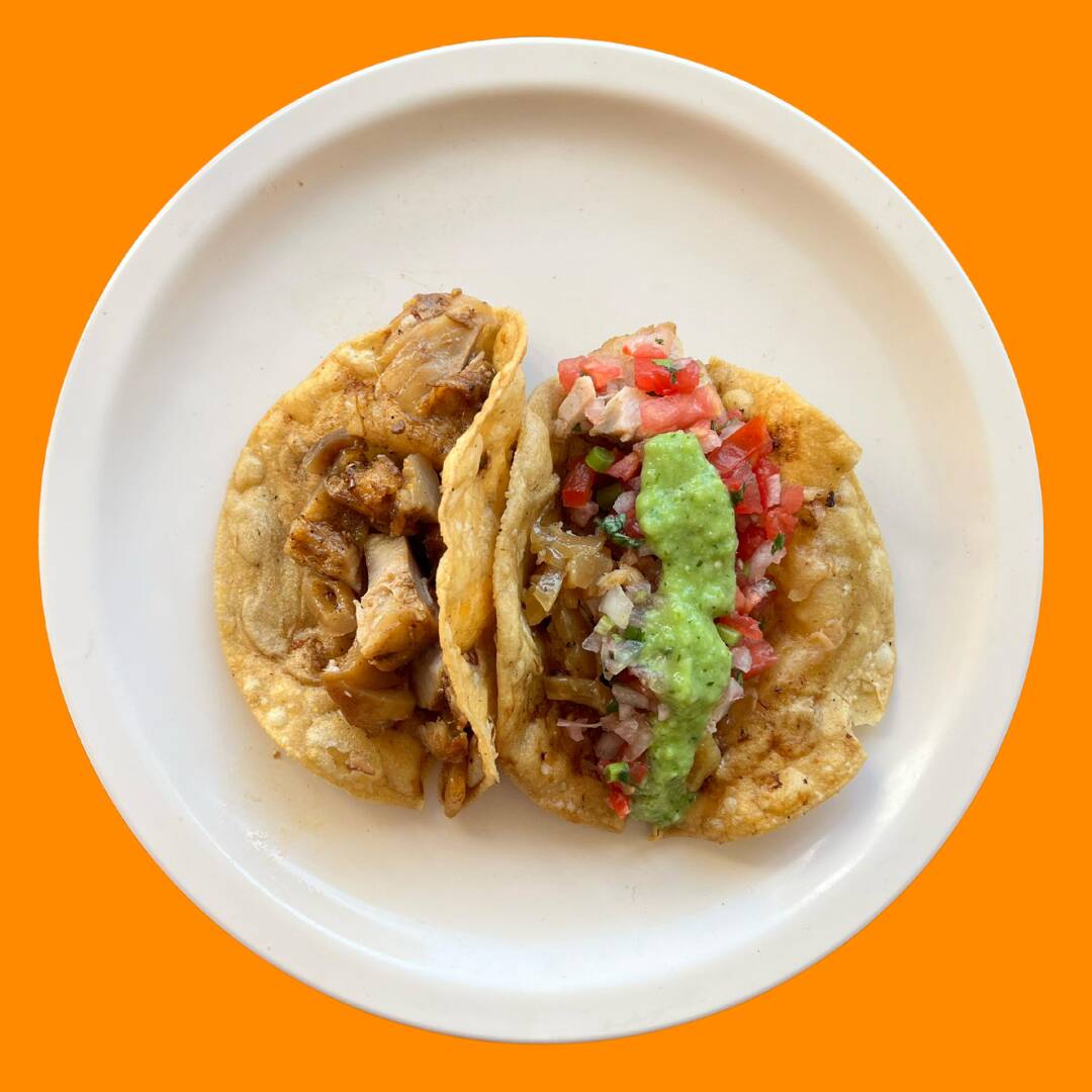 Taco Dorado de Carnitas