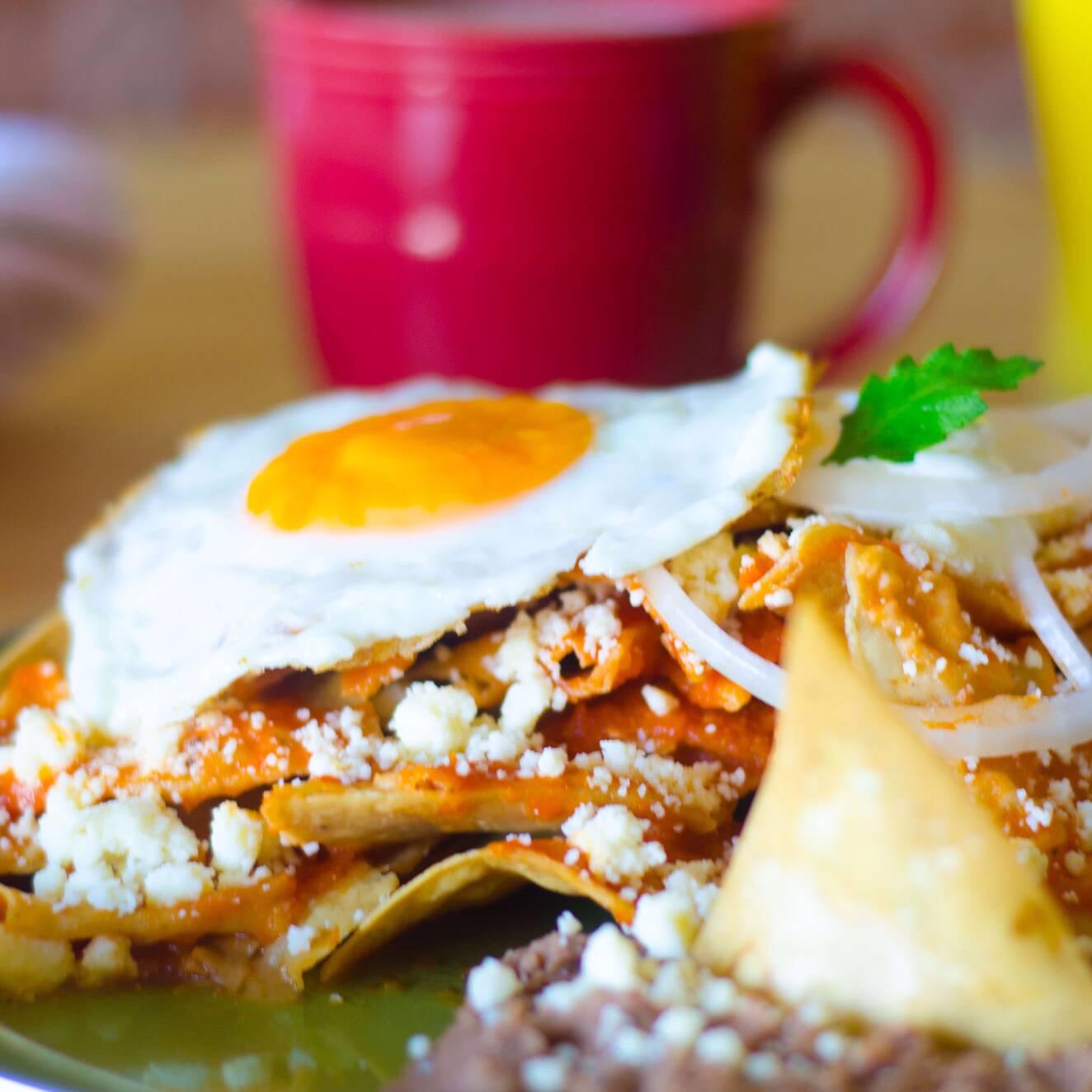 Media Orden de Chilaquiles con Huevo