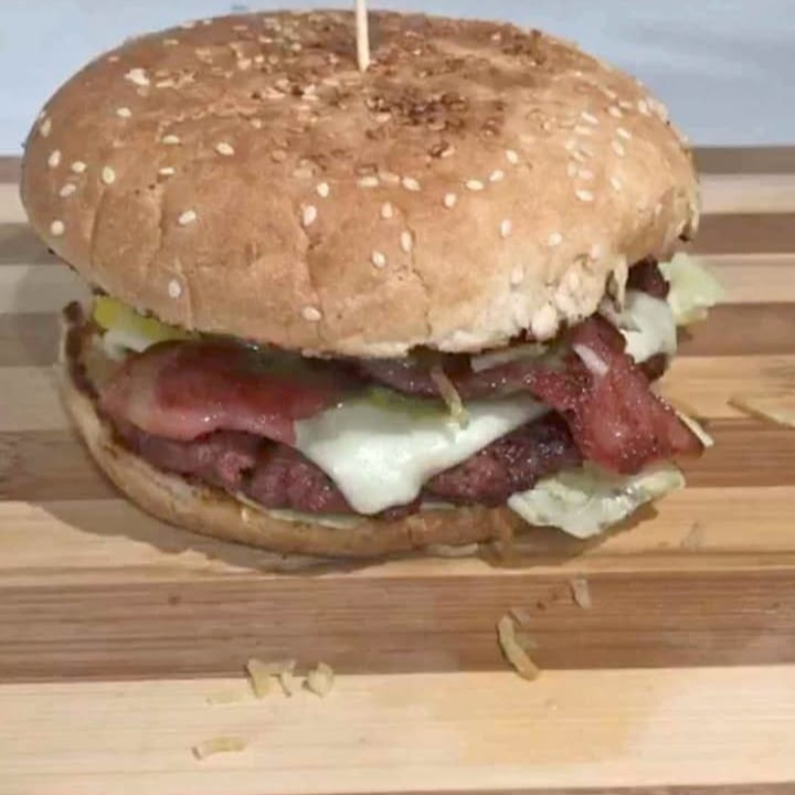 2 Burguer Doble Carne+ COCA-COLA 1 L