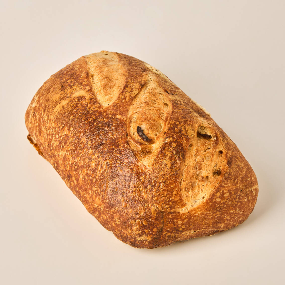 Pan Sourdough de Cebollas y Ajos Rostizados