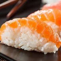 Nigiri de salmon