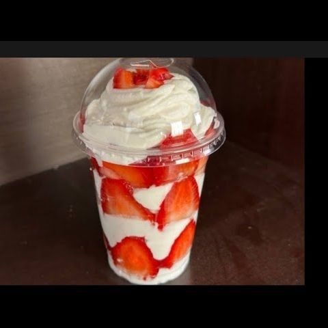 Fresas con Crema y Chantilly
