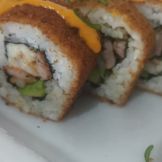 rollos: Empanizados - mar y tierra