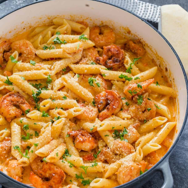 Rigatoni Boloñesa con Camarón