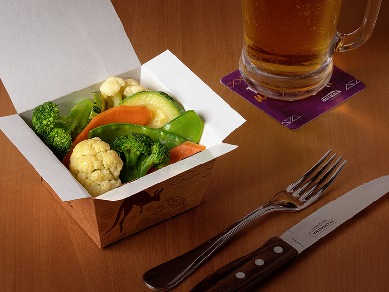 Brócolis, couve flor, cenoura e ervilha torta preparados com manteiga ao vapor. Porção individual.
Vegetariano|Sem Glúten