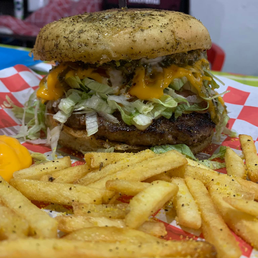 Hamburguesa Suprema y Refresco