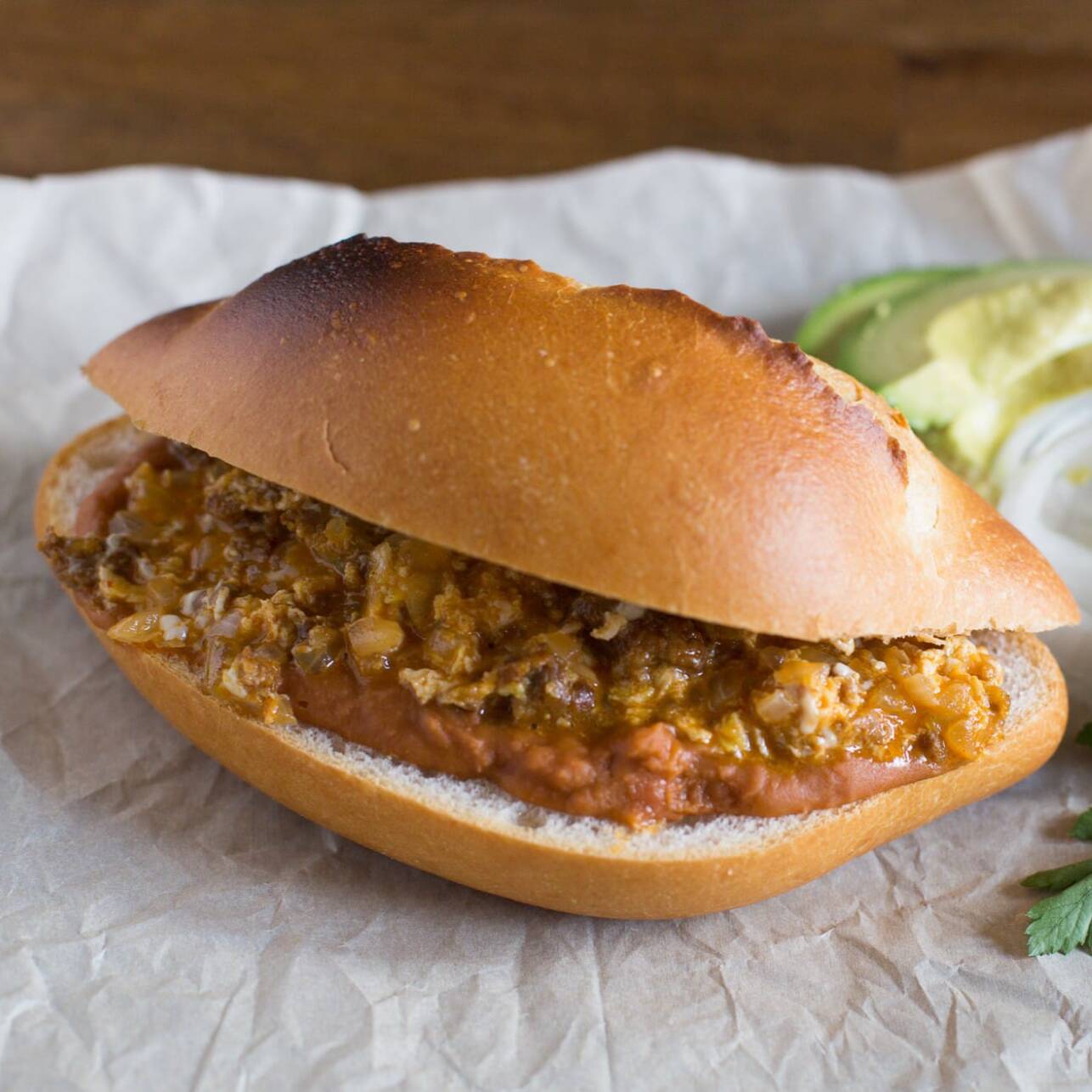 Lonche de Huevo a la Mexicana
