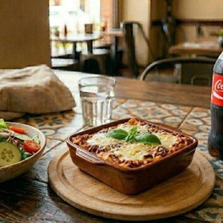 Combo Lasaña + Bebida + Ensalada