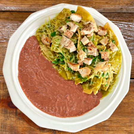 Chilaquiles Verdes con Pollo