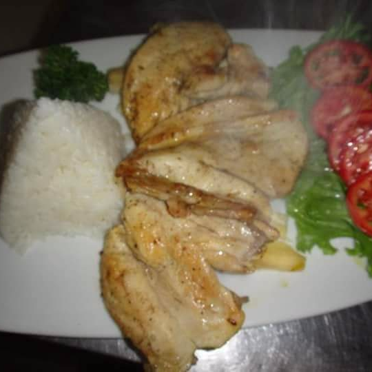 Pechuga a la Plancha + Inca Kola