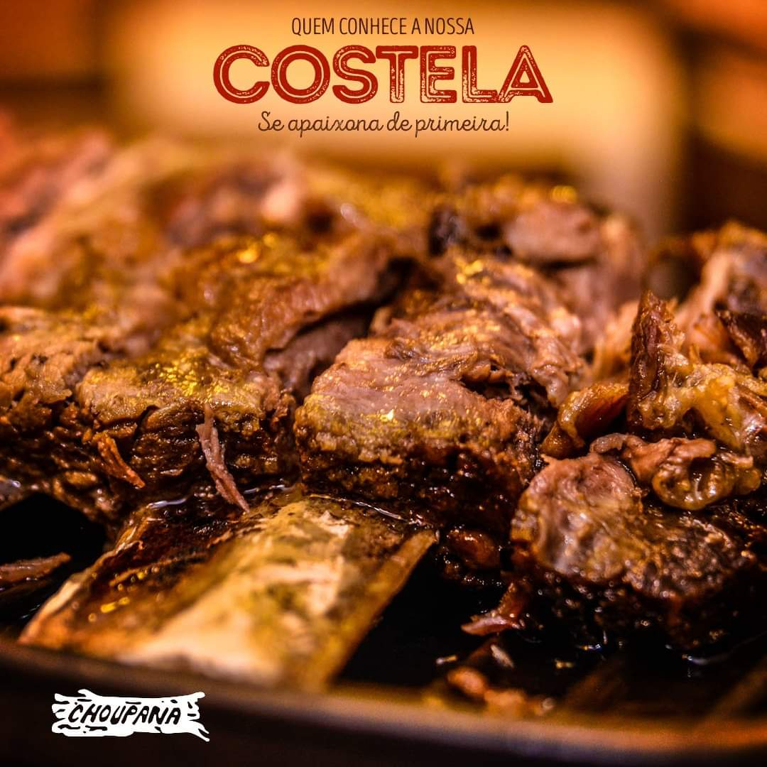 Acompanha salada simples, arroz , molho de cebola , farofa e pão.