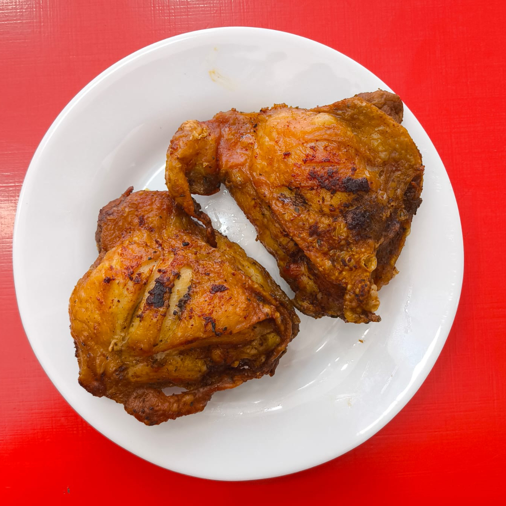 Arroz, Feijão, Macarrão, Farofa e Salada