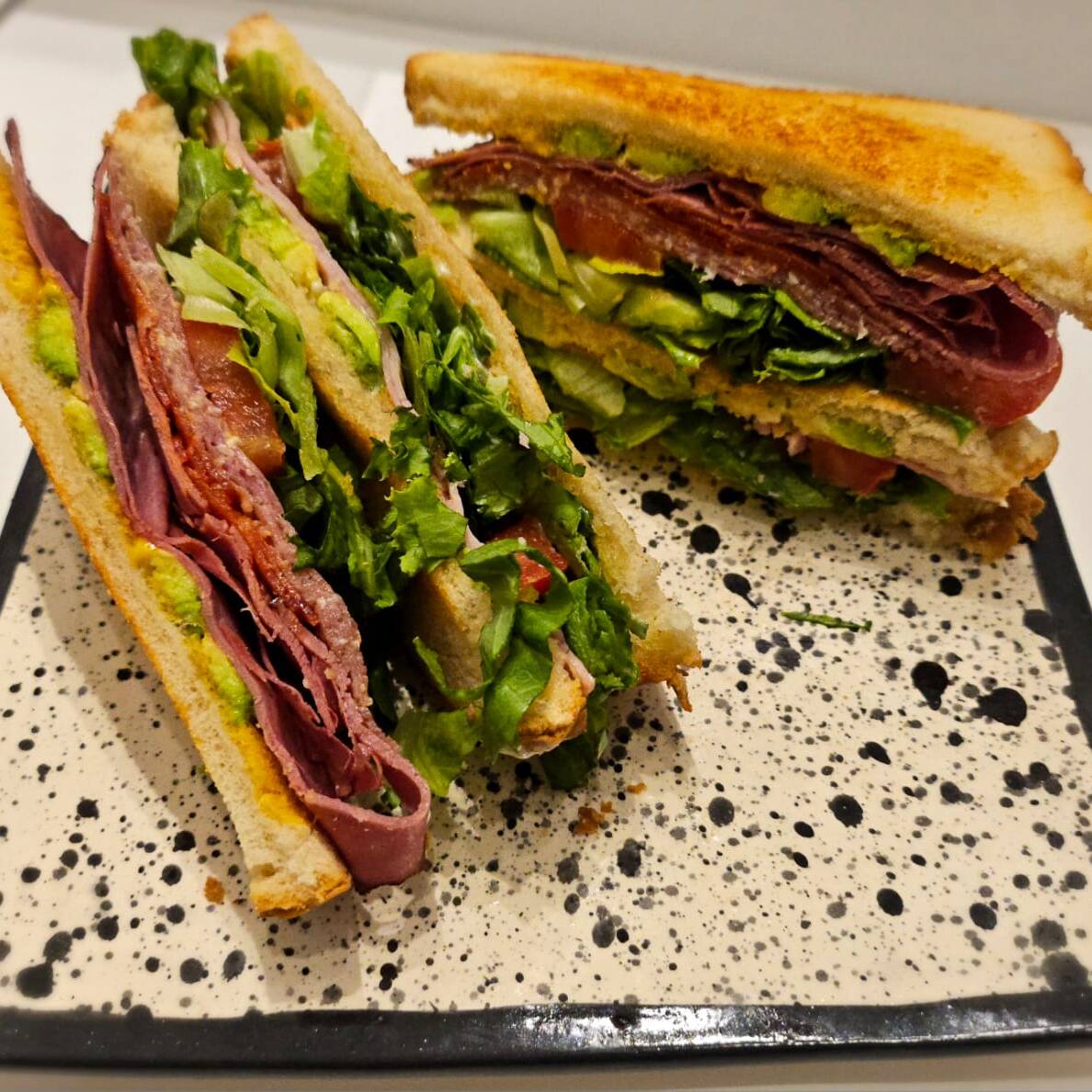 Sandwich Pack Tumba + Bebida + Réplica
