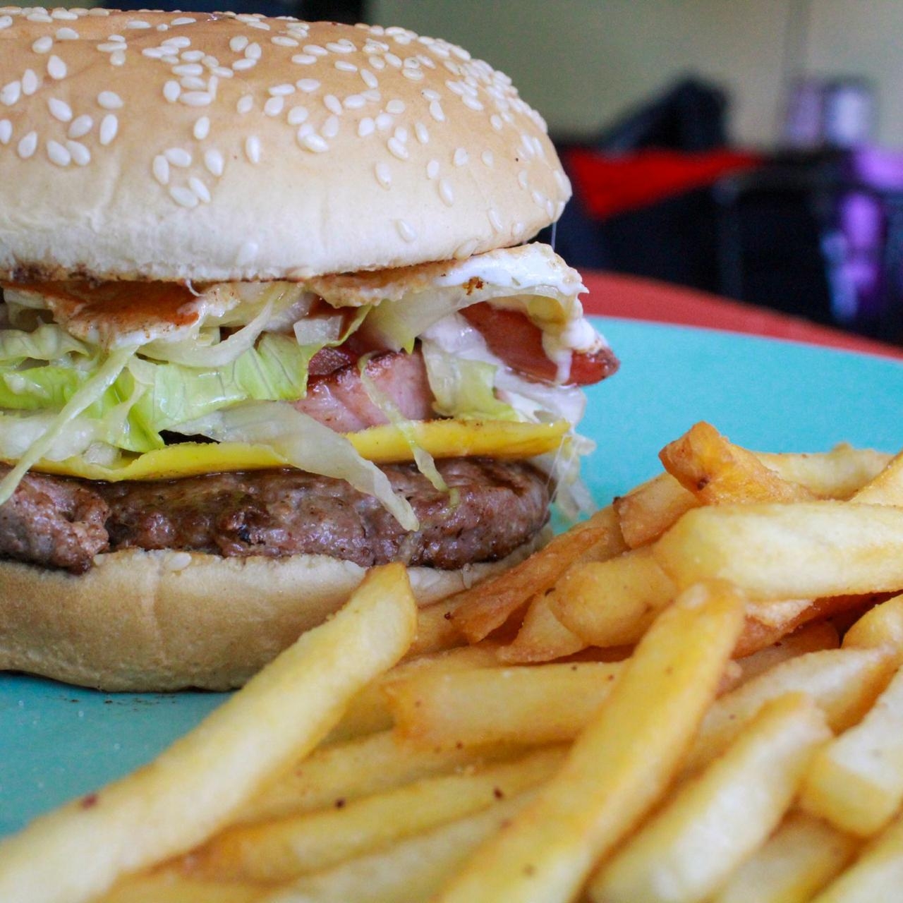 Promo 🤑 Hamburguesa Especial