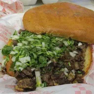 Torta de Cabeza (INCLUYE CONSOME)