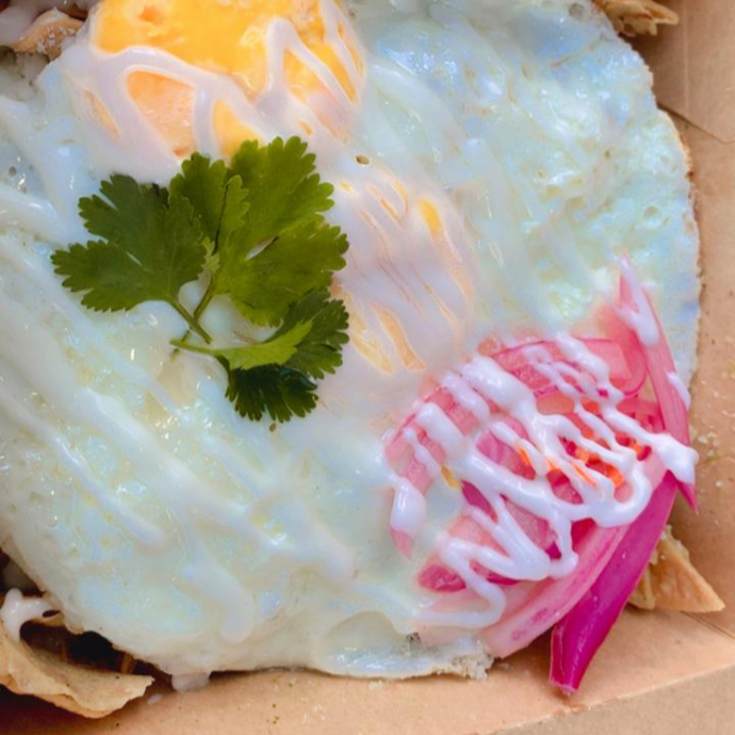 Chilaquiles con Huevo