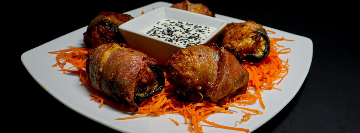 JALAPEÑOS POPPERS