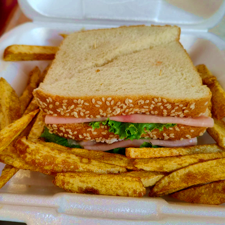 club sandwich de jamon de pavo
