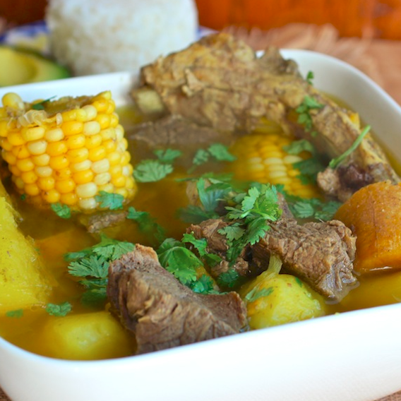 Sancocho Mixto Res y Cerdo
