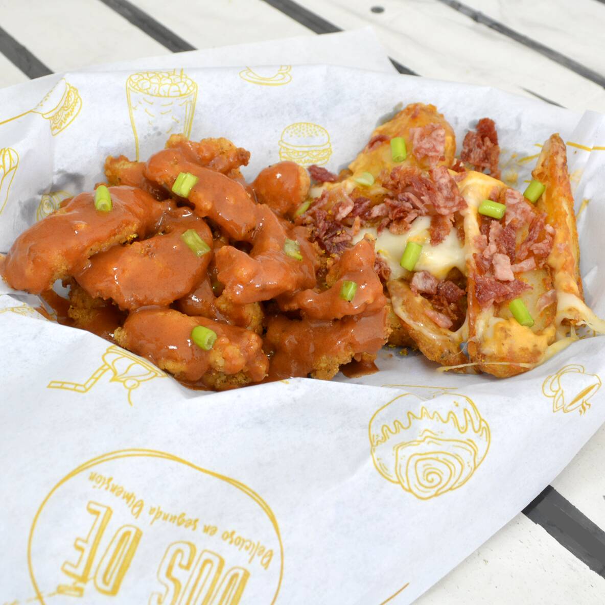 Dedos Búfalo con Papas Especiales